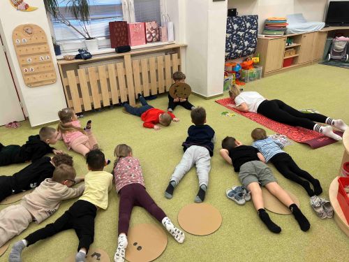 V MŠ Kovářská cvičíme jógu